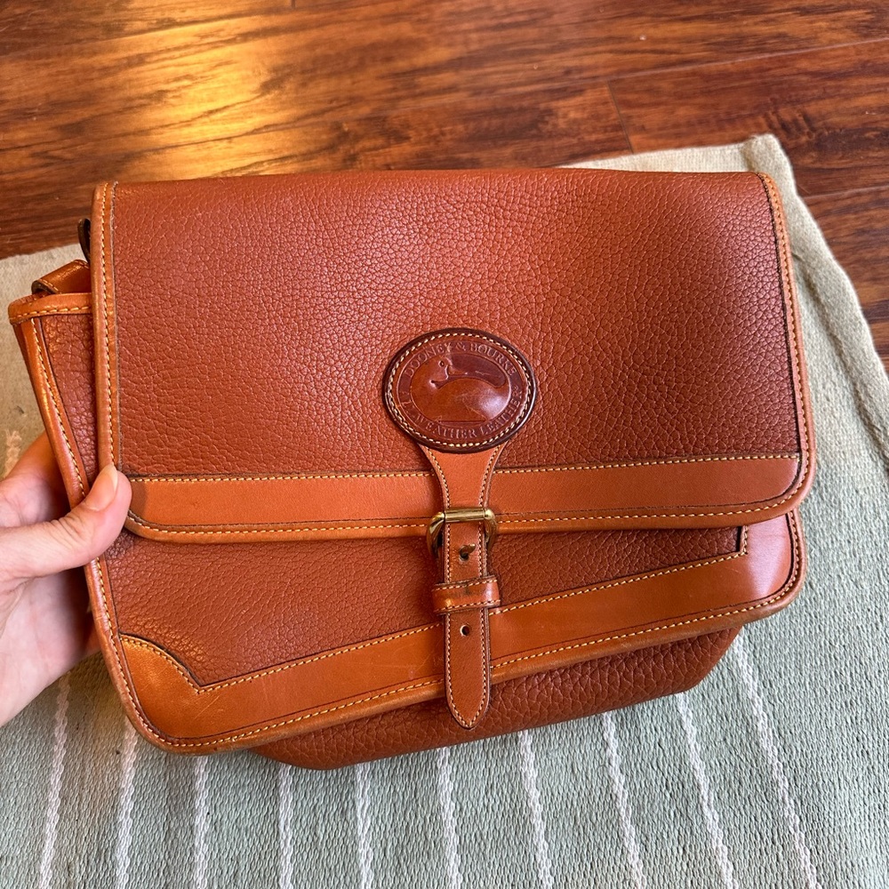 Dooney & Bourke purse